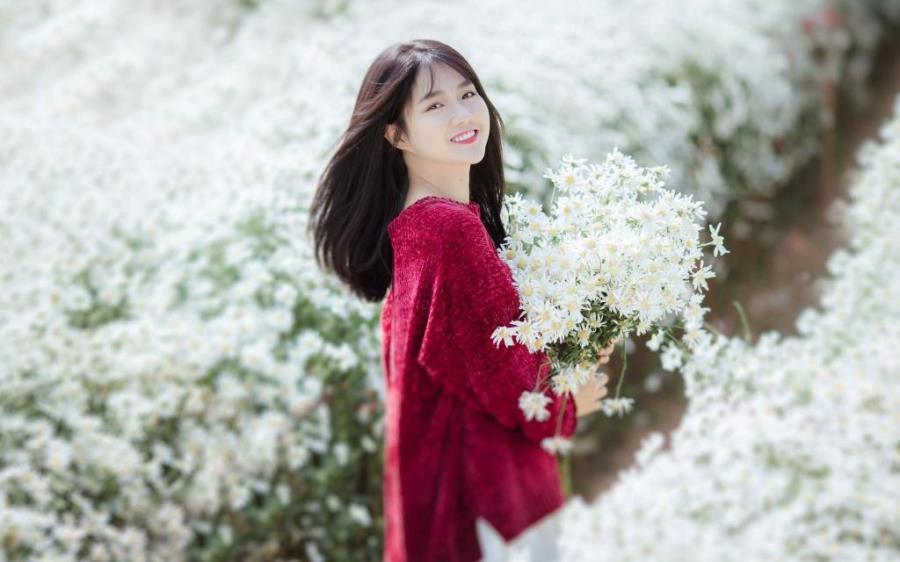 上海私人伴游女孩金融隗俪丝小姐姐-资讯